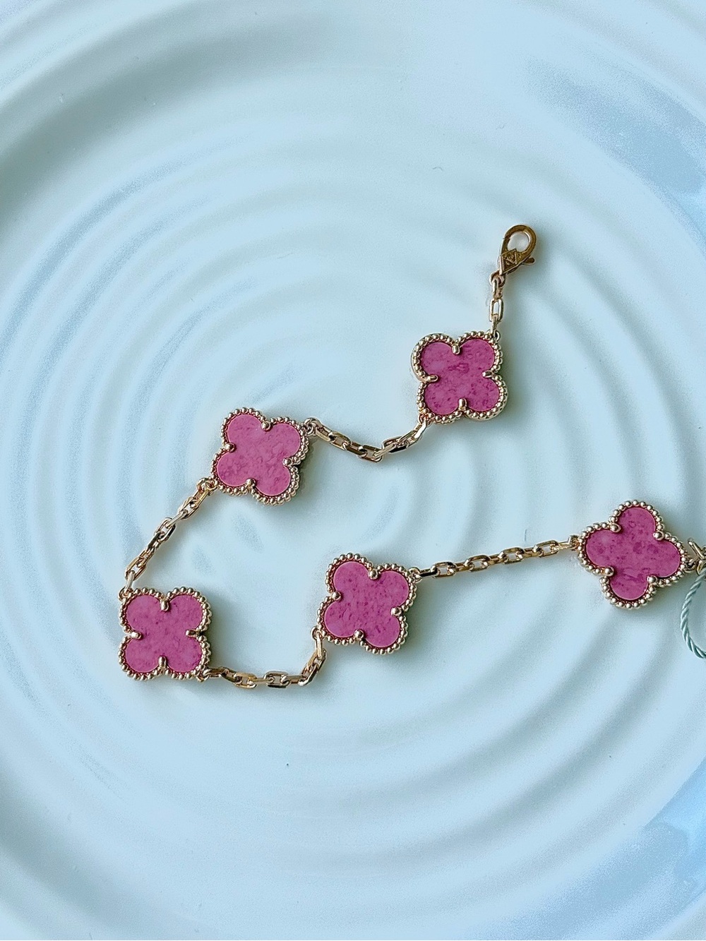 Elegant Pink Rose Quartz Clover Bracelet | Gold-Tone Beaded Charm